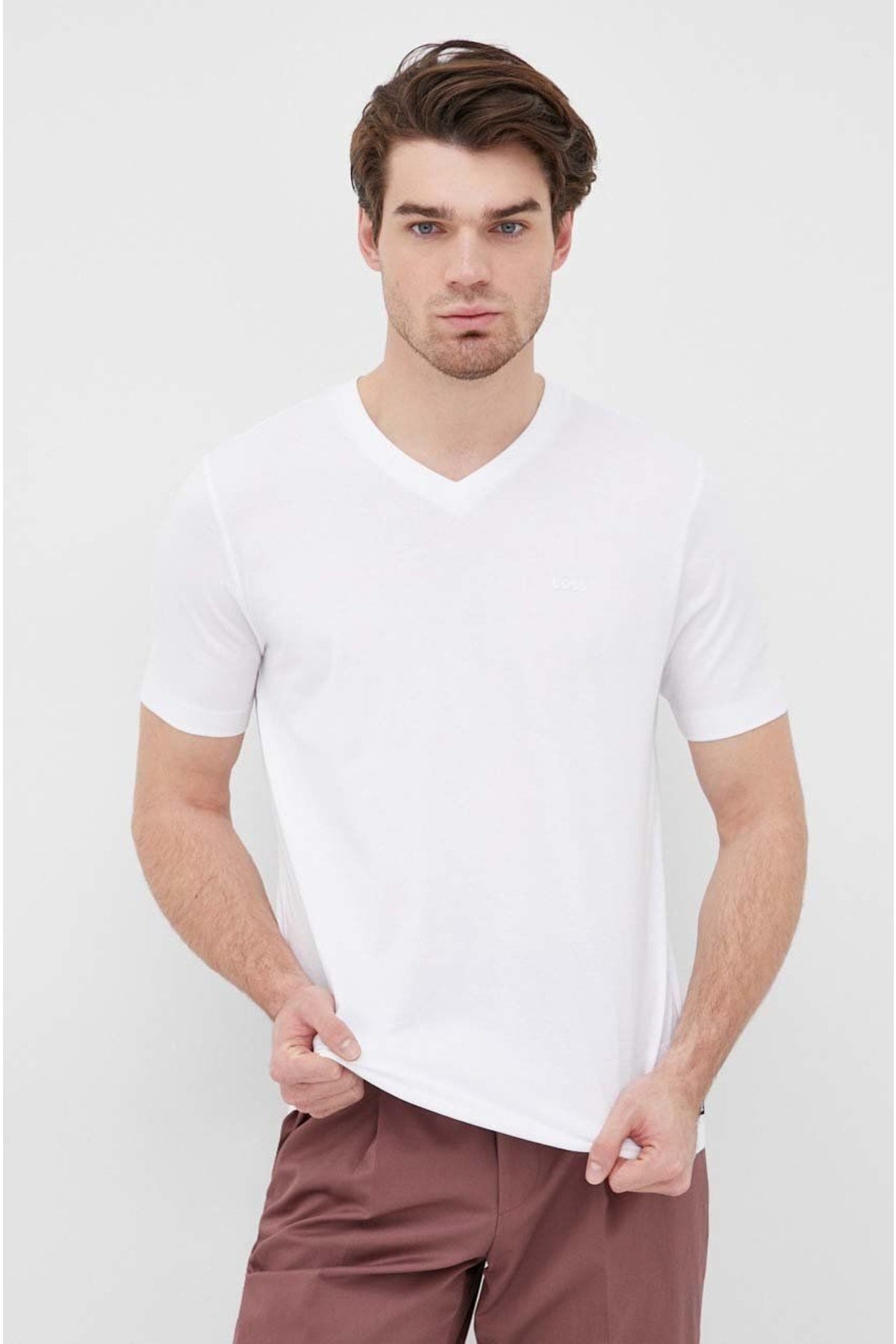 Men's Cotton V Neck Regular Fit White T-shirt 50468348-100