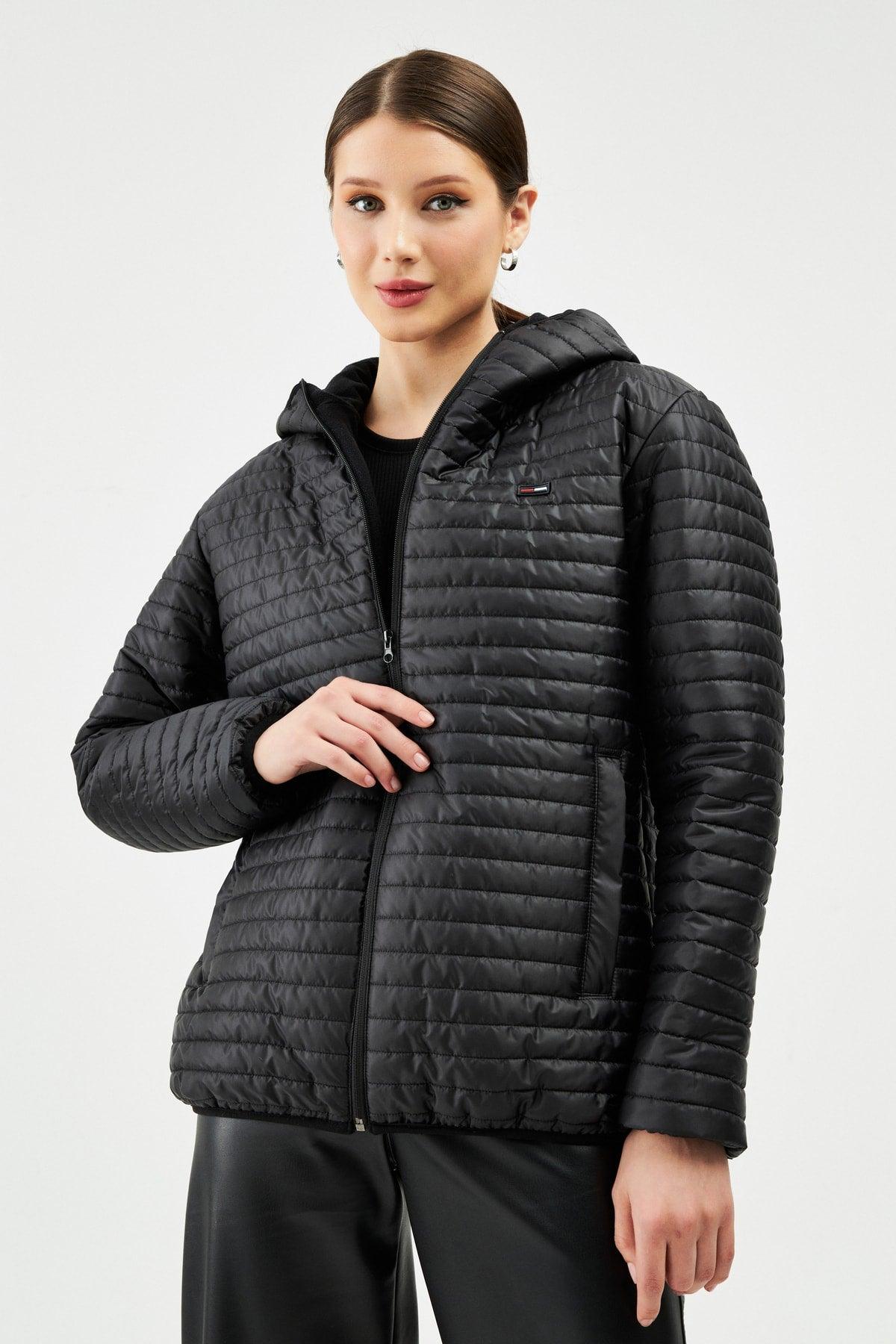 Woman Black ???? ??Hooded Lined Water And Windproof Coat - Swordslife