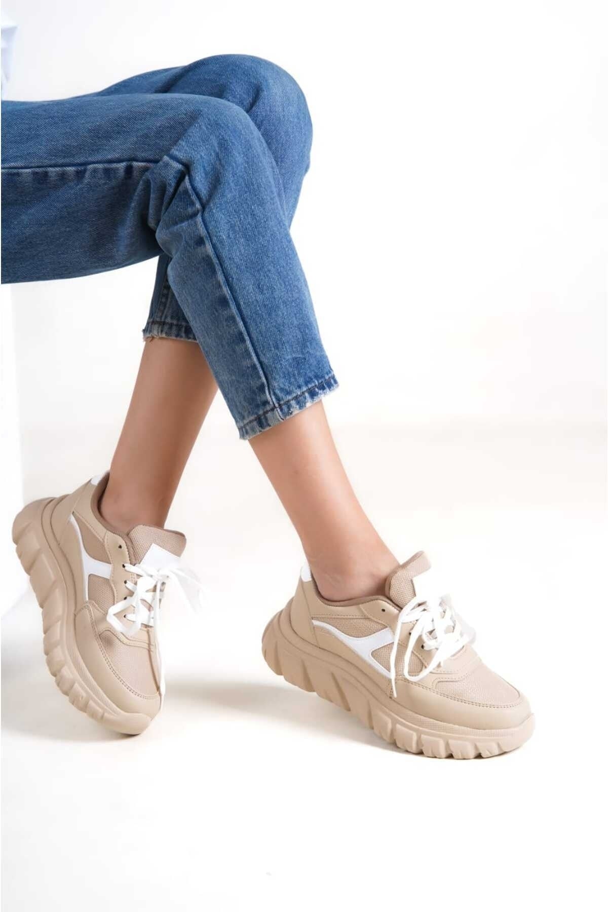 Women's Lace-Up Mesh Casual Sneaker Sneakers RM0474