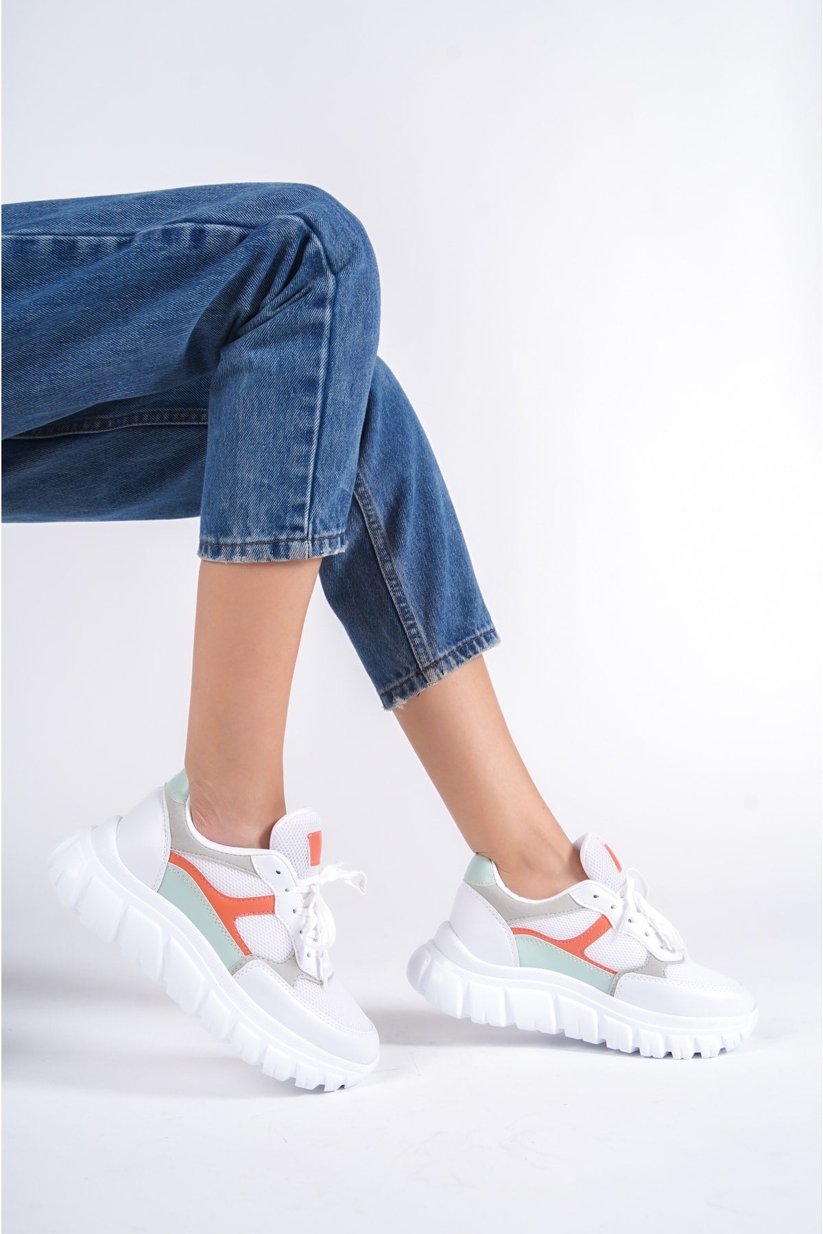 Women's Lace-Up Mesh Casual Sneaker Sneakers Rm0474